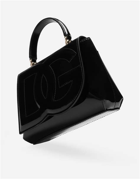 DG Logo Bag: the it bag of the moment .